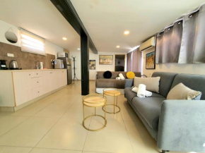 Barak Royal Suites 20 sea view - ג'קוזי בחצר ומרפסות עם נוף לים